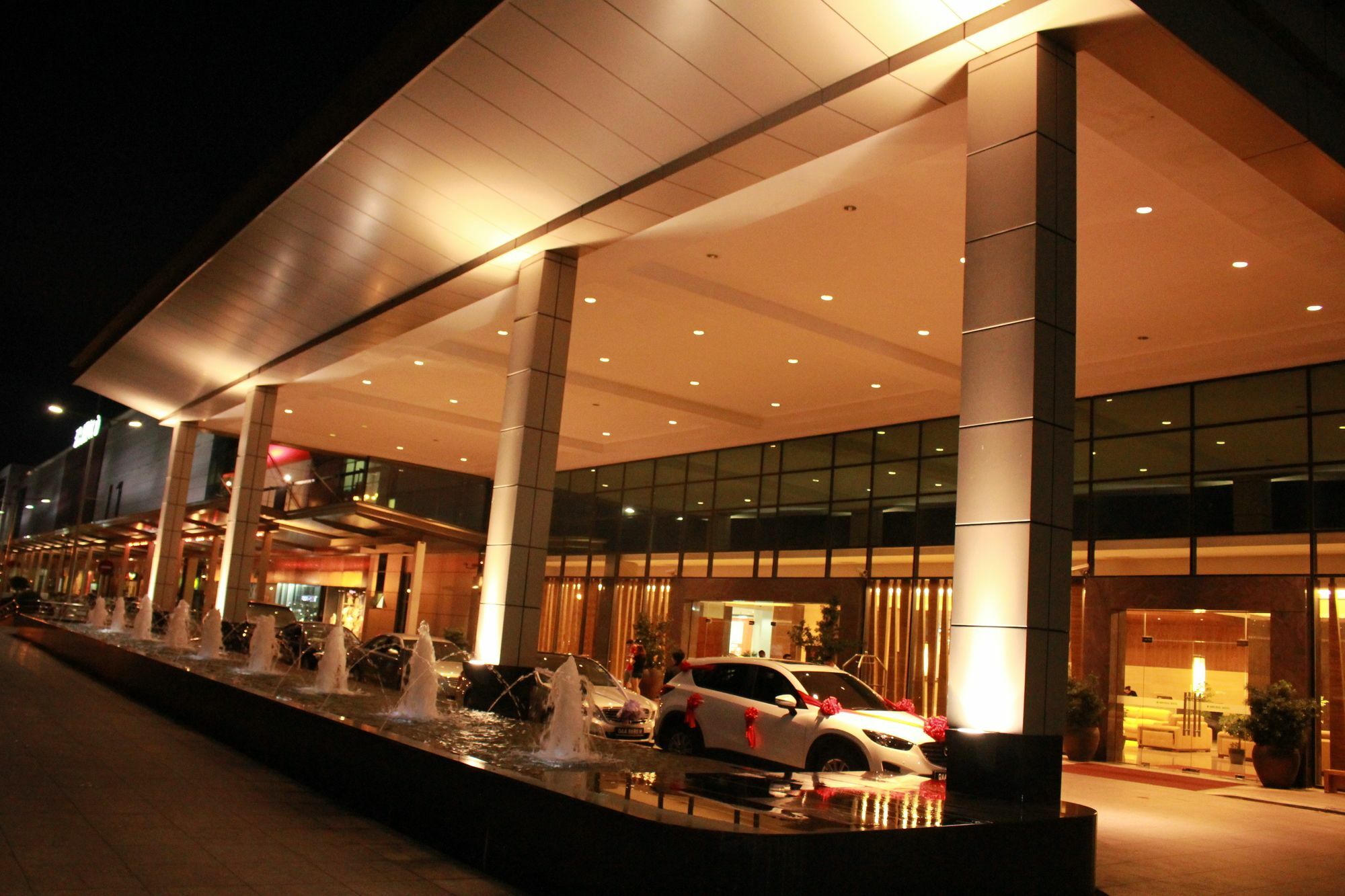 帝国套房酒店式公寓 Maong Bazaar 外观 照片