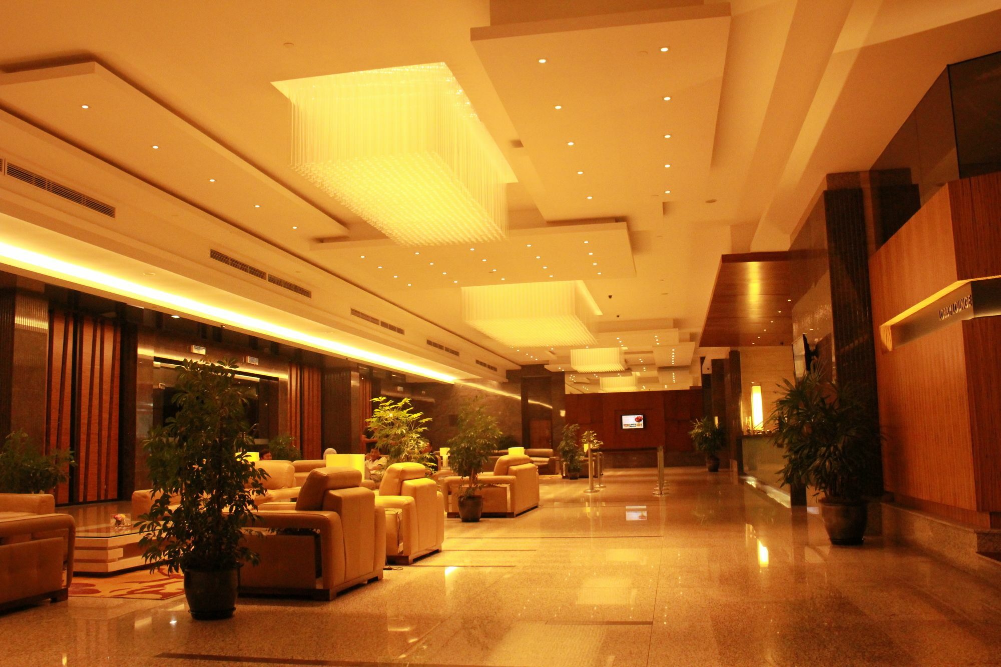 帝国套房酒店式公寓 Maong Bazaar 外观 照片